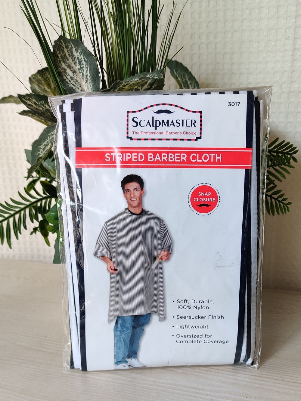 ScalpMASTER Striped Barber Cloth Cape - Black & White